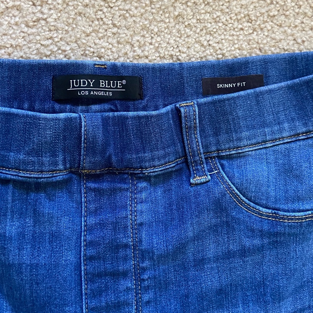 Judy Blue Pull On Medium Dark Blue Distressed Skinny Jegging Jeans 20W Plus - Picture 6 of 10